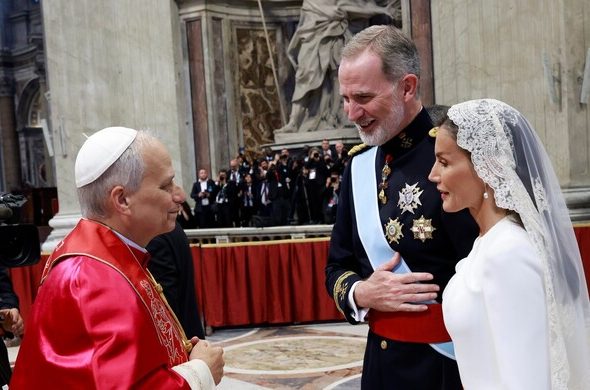 King-Felipe-and-Queen-Letizia-meeting-Pope-Leo-XIV