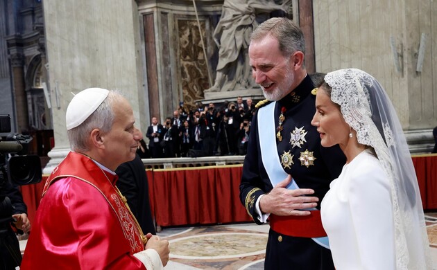 King-Felipe-and-Queen-Letizia-meeting-Pope-Leo-XIV