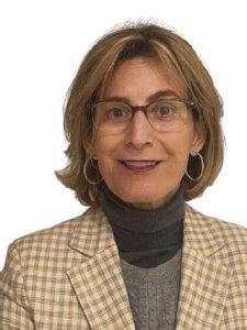 ¿Verdad o institución? El bluff comunicativo de Isabel Llauger y los Escolapios de Pedro Aguado